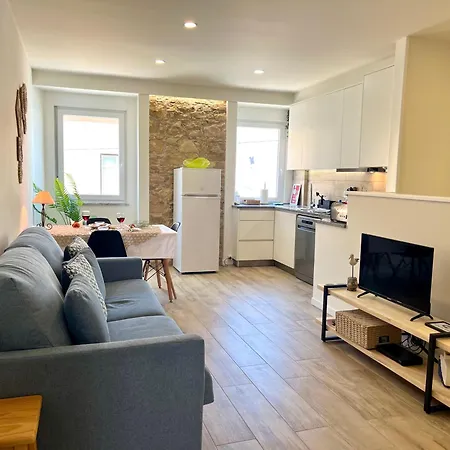 Cor De Mar • Patio • 2 Quartos • Centro Historico Peniche