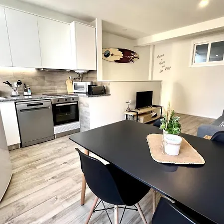 Cor De Mar • Patio • 2 Quartos • Centro Historico 펜션 페니케