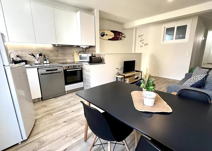 Cor De Mar • Patio • 2 Quartos • Centro Historico 펜션 페니케